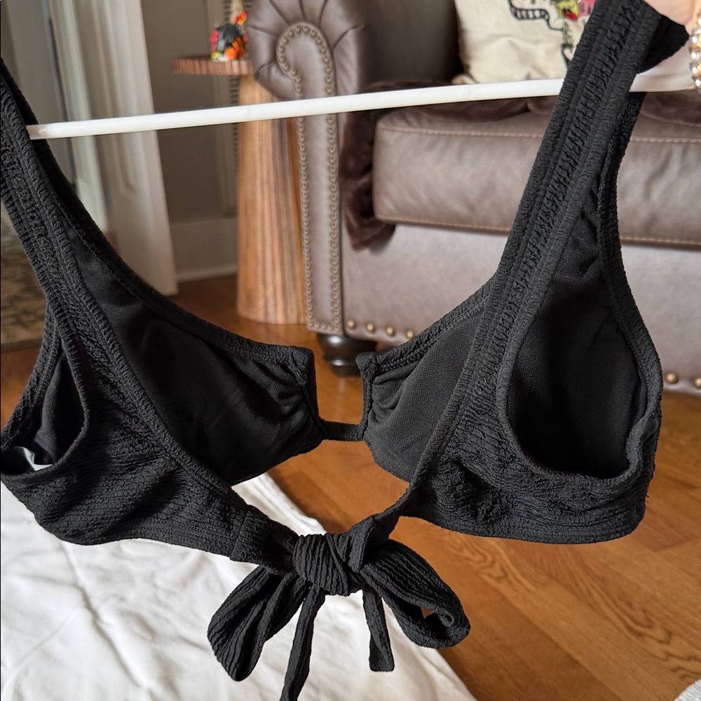 Lulu's Elegant Black Textured Bikini - Picture 3 of 3